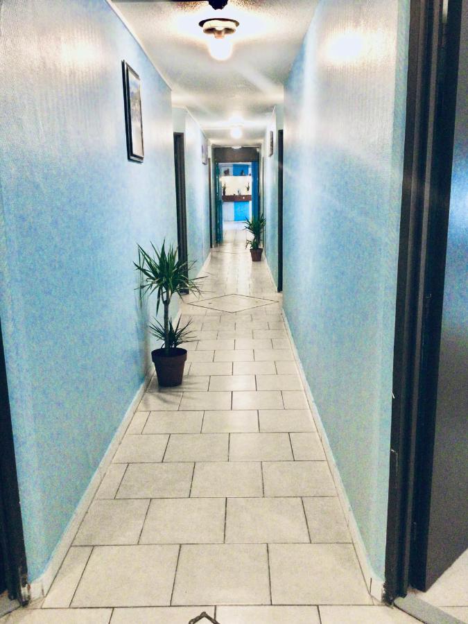 Confortel Avignon Tgv Hotel Bagian luar foto